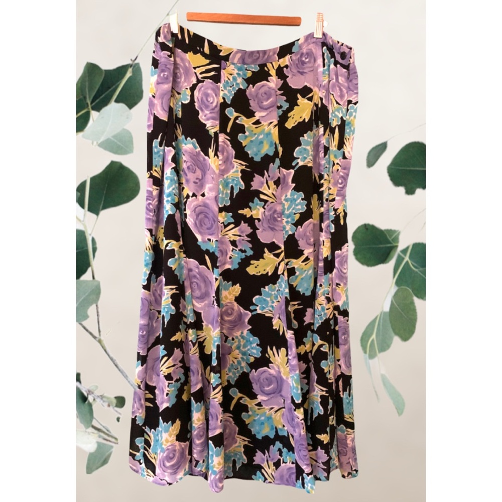 Coldwater Creek Woman’s Skirt 2X Black Purple Blue Floral Print